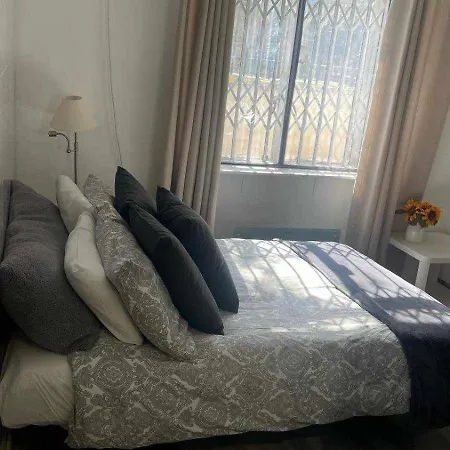 Studio Apartment In Bayswater